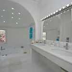 Villa Tatiana & Klouvas