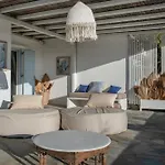 Villa Tatiana & *
